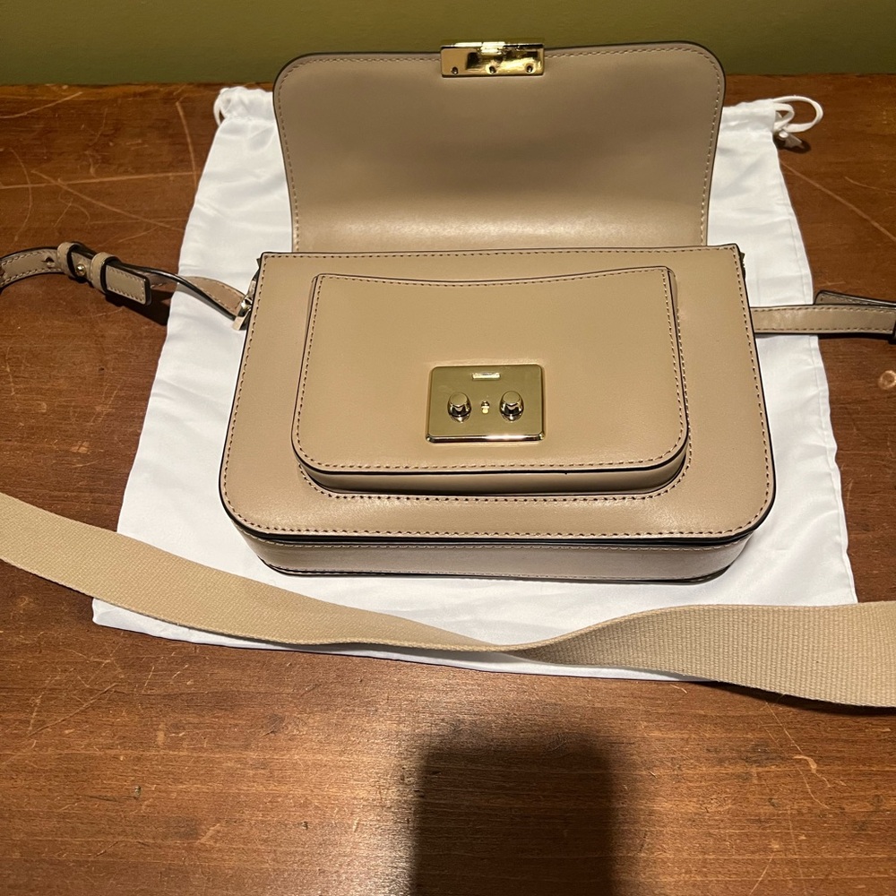 Michael Kors Sloan Beige Crossbody Bag - Picture 2 of 5